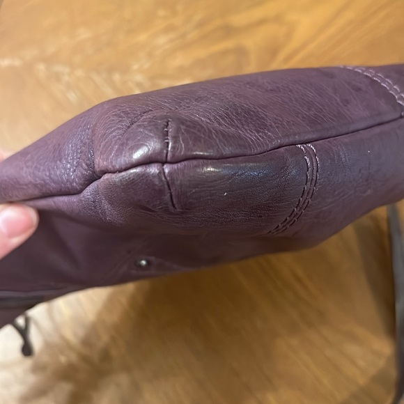 Nino Bossi Purple 2 Tone Leather Crossbody Blue Floral Lined Adjustable Strap - Picture 7 of 12